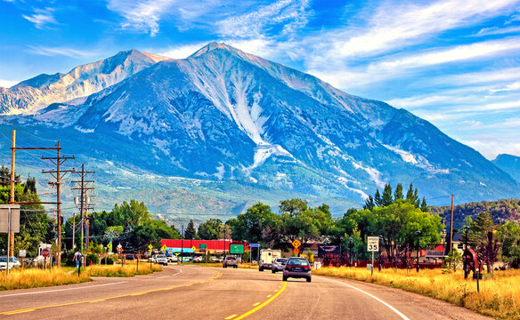 Carbondale, Colorado sit sat the base of 13,000-foot Mount Sopris