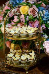 decoration party room buffet flowers candles decorated environment lights candles call elegant