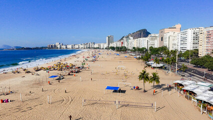 Obraz premium view of Copacabana Beach in Rio de Janeiro.