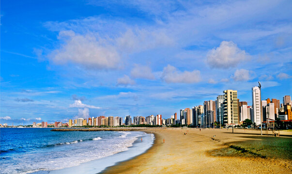 Praia  de Iracema em Fortaleza. Cear&aacute;.
