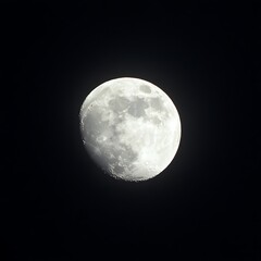 Obraz premium Night sky gibbous moon capture