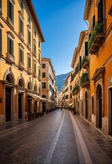 Obraz premium There is a street with a clock next to the building