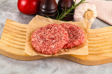 Raw round beef cutlet minced meat