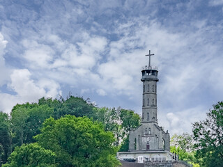 The Wilhelmina Tower in Valkenburg, Limburg, which collapsed on March 16, 2025, was built in 1906 || De op 16 maart 2025 ingstorte Wilhelminatoren in Valkenburg, Limburg werd gebouwd in 1906