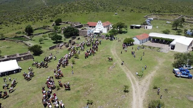 Fiesta patronal de la Virgen de la Candelaria en Estancia Jesu&iacute;tica Patrimonio de la humanidad, a&eacute;rea con dron