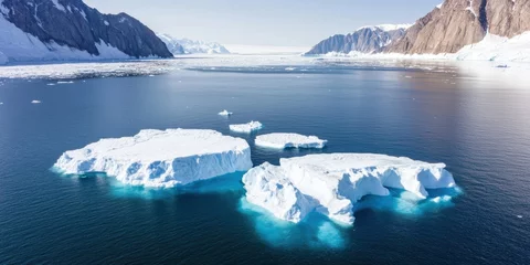 Fleecedeken met foto climate change impacts, melting ice caps and fractured glaciers from above, showing the effects of global warming on polar regions © Ingvar Shelly