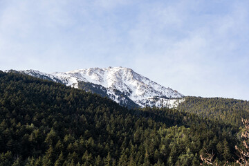 Obraz premium El Parque Nacional de Aigüestortes y Estany de Sant Maurici es un parque nacional del Alt Pirineu , el único que hay en Cataluña