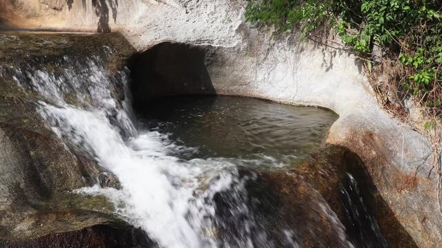 rio na cidade de Resplendor, Estado de Minas Gerais, Brasil