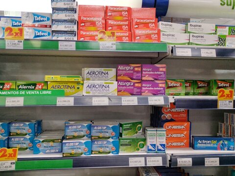 Pharmacy with sell free system