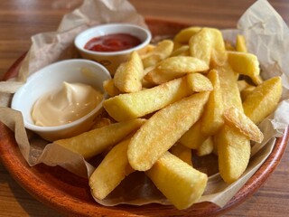 フライドポテトとソース