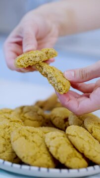  Galletitas emplatadas. Footage de cocina, reposter&iacute;a, comida casera 