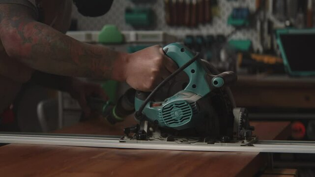 Carpenter, Tablesaw, Woodworking, Woodshop