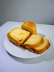 slices of pumpkin bread
