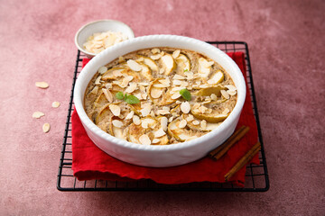 Apple tart with almond flakes