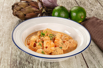Prawn in white cream sauce