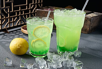 Summer heat relief drink pearl green apple juice