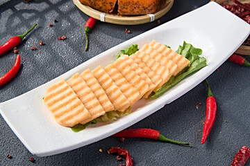 Fresh wolf tooth sweet potato slices