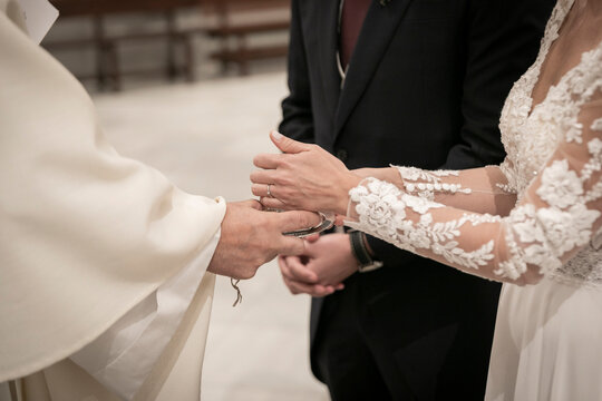 boda, novia, amor, novio, ramo, par, gente, mujer, ceremonia, celebraciones, casado, romance, mano, nupcial, junto, felicidad, casar, beldad, rom&aacute;nticas, uni&oacute;n, ceremonia, sagrado, anillas, esposos, 2