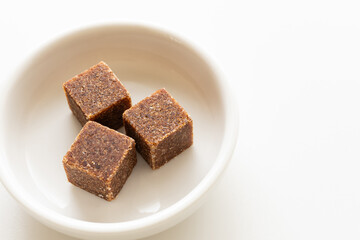 ブイヨン　固形ブイヨン　白背景