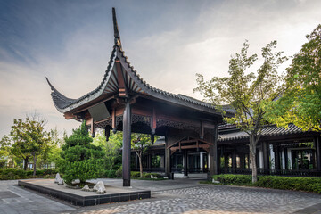 Obraz premium Tranquil Pagoda in Serene Landscape