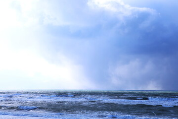 美しい冬の日本海
