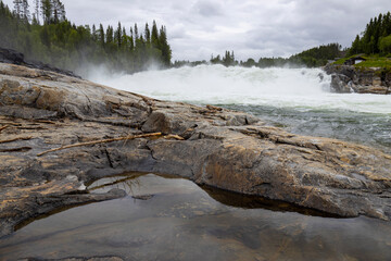 Laksforsen - Wasserfall in Norwegen 2
