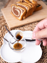 Vanilla Bean Paste with real natural vanilla pods