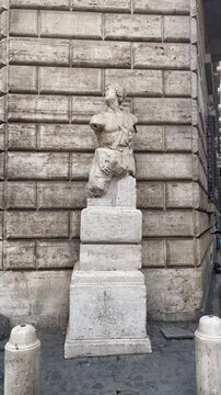 statua del pasquino