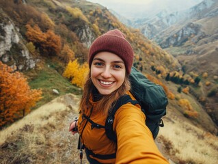 Naklejka premium Woman Taking Selfie on Hike