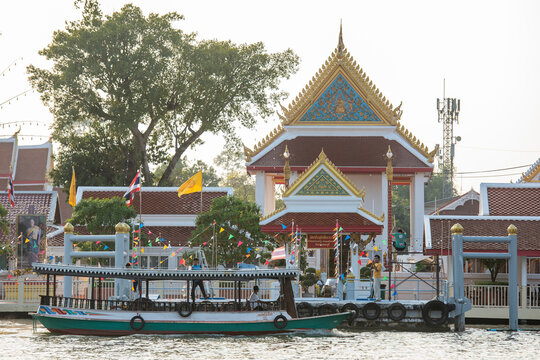 THAILAND NONTHABURI PAK KRET KO KRET TAXI BOAT