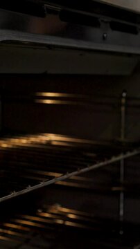 Preparando masa para chipa casera. Receta f&aacute;cil y deliciosa. Footage de cocina, chipa, masa casera 