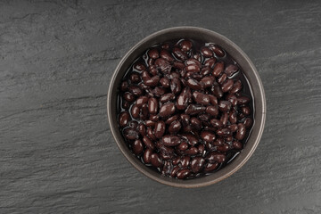 Black beans, cooked bean piles, baked legume, canned dark beans, rajma, Phaseolus vulgaris