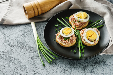 Canned Tuna Toast A Healthy Gourmet Snack