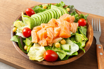 Avocado and Salmon Salad with Fresh Greens