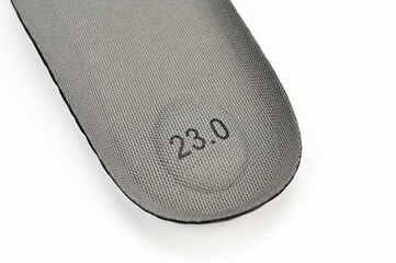 踏み抜き防止、靴の中敷01