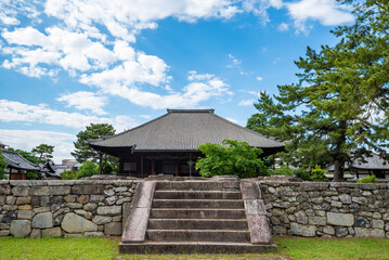 真言律宗総本山 西大寺本堂と東塔跡　奈良県奈良市