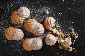 Shortbread cookies with filling