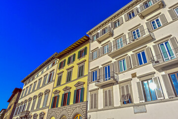 Uferstraße Lungarno delle Grazie in Florenz