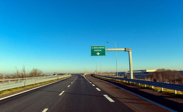 Autostrada A15 Nahe Parma Richtung Auffahrt auf A1 in Italien