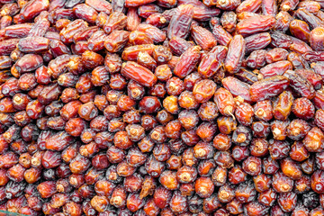 dried dates in bulk on the market