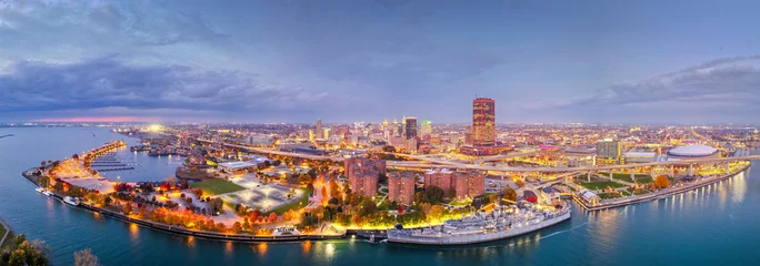  Buffalo, New York, USA City Skyline © SeanPavonePhoto