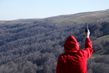 He's shooting into the air © Kybele