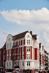 Fototapeta premium Haus in Hamburg, altes Haus, nordisches Haus, Altbau