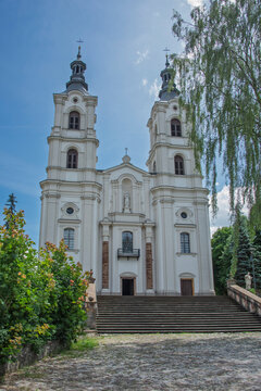 Kości&oacute;ł Narodzenia NMP w Piekoszowie.