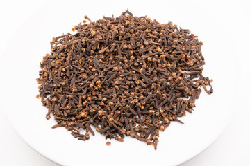 Aromatic Buds: A Close-Up Collage of Fragrant Cloves