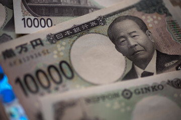 日本円、１万円札のイメージ写真