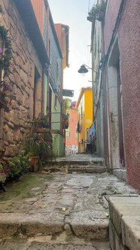 narrow street in the old city of porto