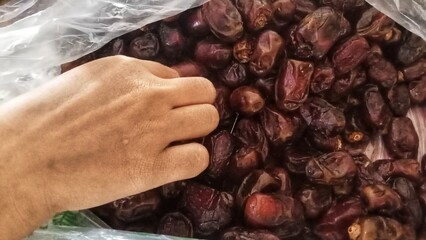 Ripe dates ready to be served