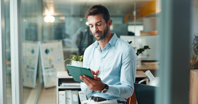 Tablet, planning and scroll with business man in office for reading, company consultant and performance analyst. Professional, client feedback and research with person in agency for project idea - Powered by Adobe