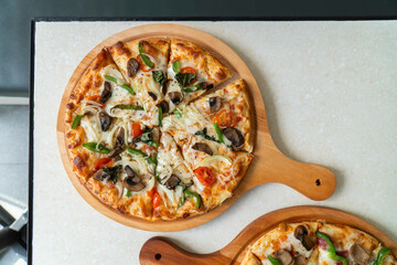 Italian food lunch pasta spaghetti pizza mozarrela restaurant menu